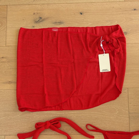 Monday swimwear Red 3-Piece Bikini Set with Sarong - Picture 4 of 4
